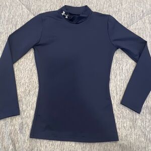Under Armour Fitted cold gear long sleeve shirt
